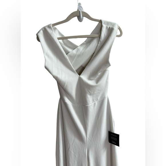 Lulu's‎ Womens Thinking Out Lound White Backless Crisscross Long Jumpsuit NWT - Picture 6 of 11